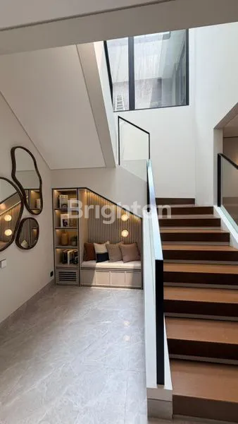 image RUMAH DI GRAHA FAMILI INCLUDE FURNSIH DAN LIFT (3)