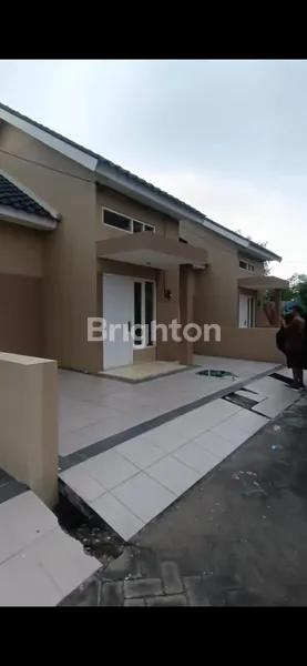 image RUMAH SIAP HUNI/BELUM PERNAH DI TEMPATI SAMA SEKALI. PERUMAHAN AMERTA GREENLAND REGENCY (1)