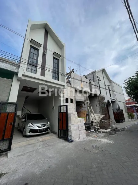 image RUMAH SIAP HUNI 2 LANTAI... BARU UNIT TERBATAS (4)