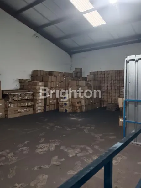 image GUDANG SAFE LOCK SUDAH ADA FASILITAS MEZANIN (3)