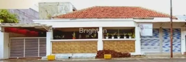 image RUMAH LOKASI STRATEGIS DEKAT MAYJEND SUNGKONO DIPONEGORO INDRAGIRI CILIWUNG KUTAI CIPUTRA WORLD DUKUH KUPANG RAYA DARMO MAYAPADA (1)