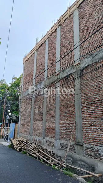 image RUMAH BARU TIGA LANTAI DURI KEPA (3)