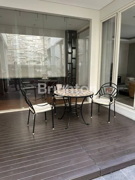 image RUMAH 2 LANTAI FULL FURNISHED DEKAT CIPUTRA HOSPITAL UNIVERSITAS CIPUTRA  CITA HATI HOKKY PAKUWON MALL UNESA G-WALK RAYA LONTAR HR MUHAMMAD MAYJEND SUNGKONO (8)