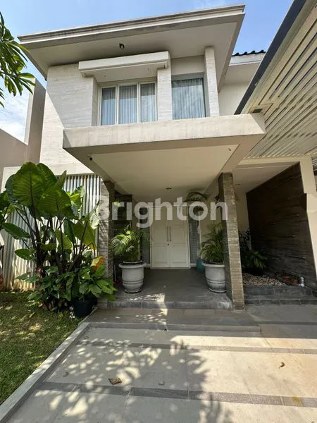 image RUMAH 2 LANTAI FULL FURNISHED DEKAT CIPUTRA HOSPITAL UNIVERSITAS CIPUTRA  CITA HATI HOKKY PAKUWON MALL UNESA G-WALK RAYA LONTAR HR MUHAMMAD MAYJEND SUNGKONO (2)