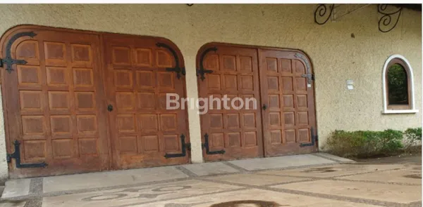 image DIJUAL RUMAH DESAIN SPANYOL - TAMAN JEMURSARI, WONOCOLO, SURABAYA (5)