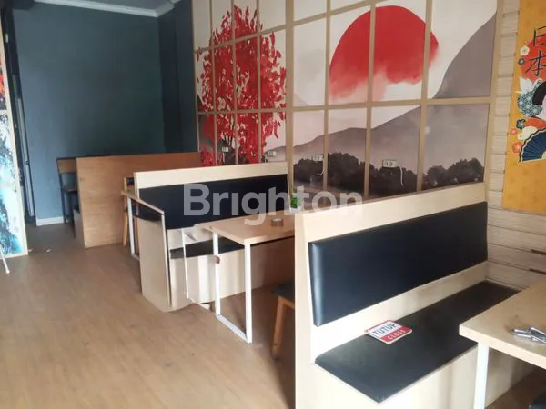 image RUKO STRATEGIS 3,5 LANTAI + ROOFTOP DI PAMULANG (1)