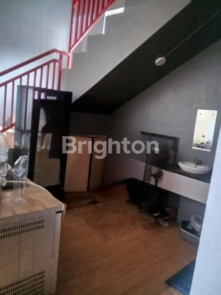 image RUKO STRATEGIS 3,5 LANTAI + ROOFTOP DI PAMULANG (4)