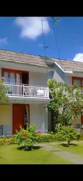 image DISEWAKAN (OVER KELOLA) RUMAH/VILLA DI RENON (3)