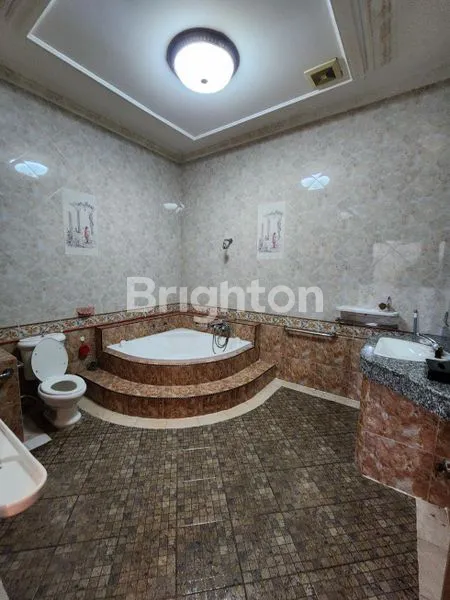 image RUMAH CANTIK TAMAN RATU (2)