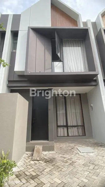 image RUMAH BARU EASTERN HILL SUKOLILO 5X9 (2 LANTAI) BONUS KOMPOR TANAM, FULL FASILITAS TERBAIK DALAM LINGKUNGAN PERUMAHAN (1)