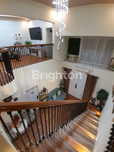 image RUMAH MEWAH 6 KT DI CITRA BUKIT INDAH, BALIKPAPAN (4)