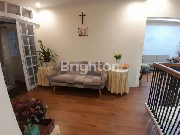 image RUMAH MEWAH 6 KT DI CITRA BUKIT INDAH, BALIKPAPAN (5)