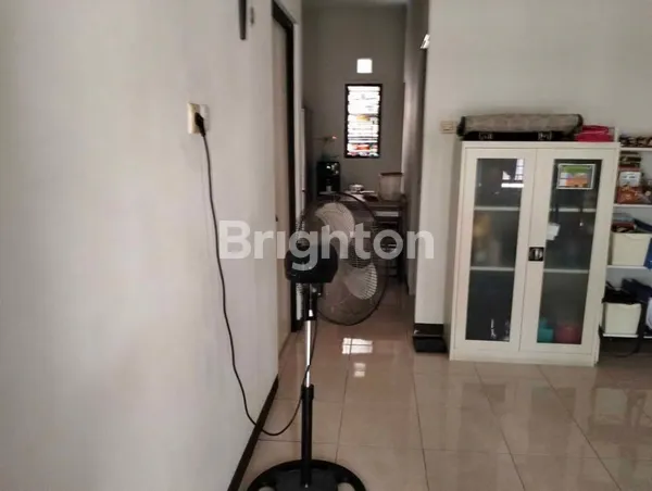 image RUMAH SUKOLILO DIAN REGENCY SIAP HUNI DEKAT ITS DAN PAKUWON CITY (3)