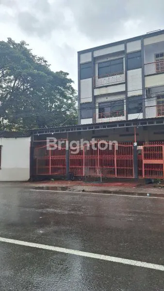 image RUKO 3 LANTAI SIAP USAHA, LOKASI EKSPEDISI STRATEGIS (1)