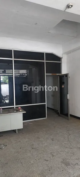 image RUKO 3 LANTAI NOL JALAN KEMBANG JEPUN – PUSAT BISNIS STRATEGIS SURABAYA! (2)