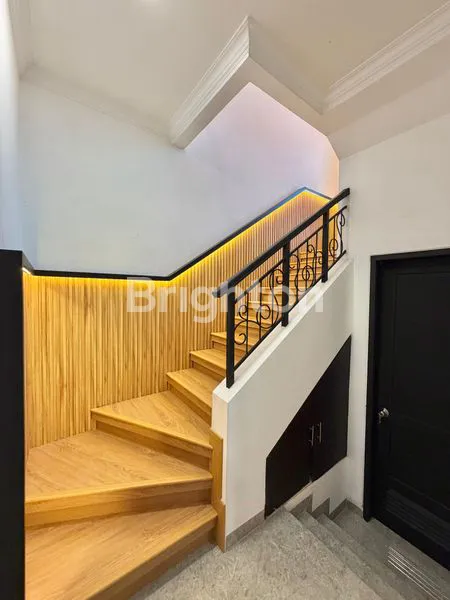 image RUMAH CANTIK BRAND NEW PUSPITA LOKA BSD (5)