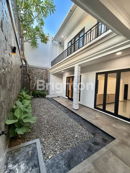 image RUMAH CANTIK BRAND NEW PUSPITA LOKA BSD (6)