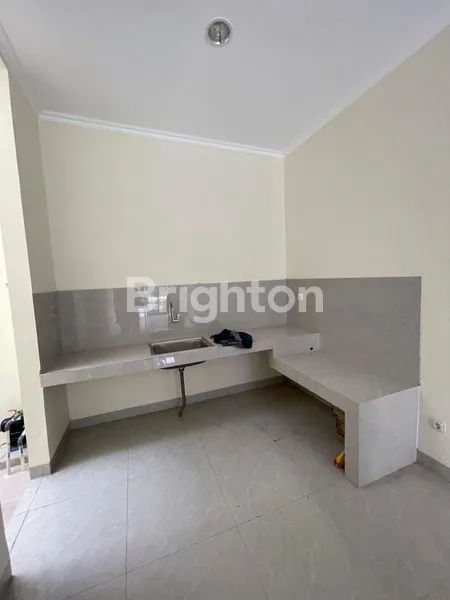 image RUMAH BARU HOOK SEKTOR 7 GADING SERPONG (4)