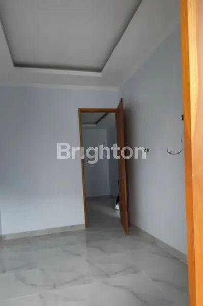 image RUMAH 2 LANTAI DI TAMAN PANCING , PEMOGAN\NPROSES FINISHING (4)