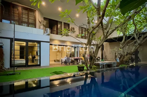 image RUMAH MEWAH RENON: 4 ARE, PRIVATE POOL, LOKASI SUPER STRATEGIS DI KAWASAN ELIT RENON (4)