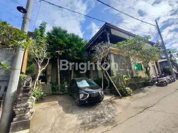 image DIJUAL VILLA DI GIANYAR (1)