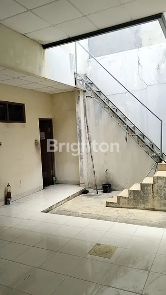 image RUKO SIAP PAKAI DI NOL JALAN RAYA KUPANG JAYA SURABAYA COCOK UNTUK INVESTASI JANGKA PANJANG ATAU BISNIS LANGSUNG (6)