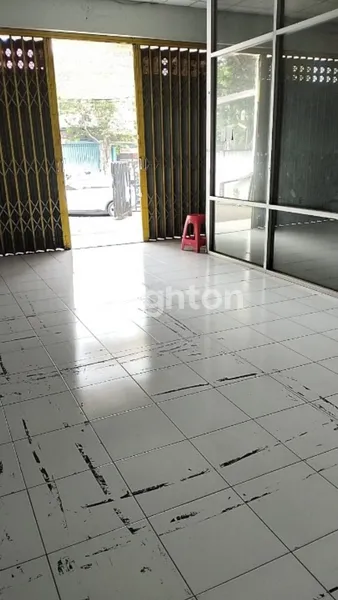 image RUKO SIAP PAKAI DI NOL JALAN RAYA KUPANG JAYA SURABAYA COCOK UNTUK INVESTASI JANGKA PANJANG ATAU BISNIS LANGSUNG (7)