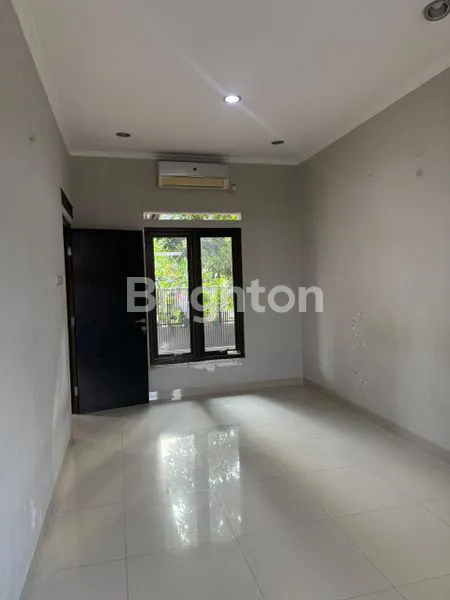 image RUMAH 2 LANTAI SHM DI TAMANSARI HILL SEMARANG (2)