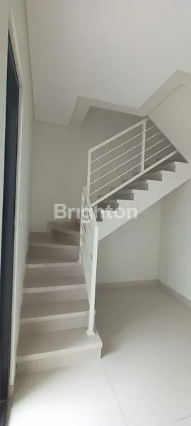 image PURI SAFIRA REGENCY RUMAH BARU 2 LANTAI (3)