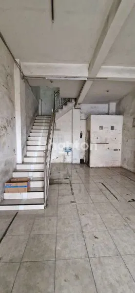 image RUKO  2LT  DISEWAKAN AREA CEMENG SIDOARJO SIAP HUNI (8)