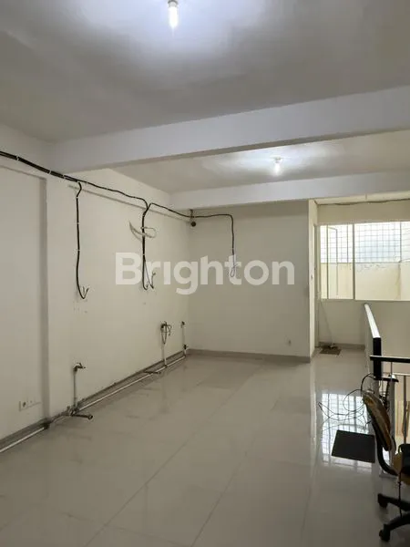 image  RUKO PAKUWON CITY – 3 LANTAI (3)