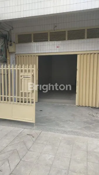 image RUKO 2 LANTAI SHM, LOKASI STRATEGIS UNTUK KANTOR & BISNIS (2)