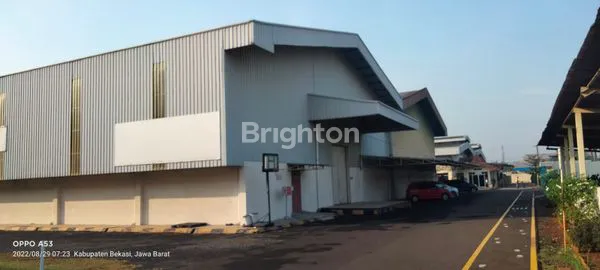 image LAHAN LUAS DENGAN BANGUNAN GUDANG YANG KOKOH , 7 MENIT KE PINTU TOLL, LOKASI JALAN UTAMA DI TAMBUN, BEKASI TIMUR. (4)