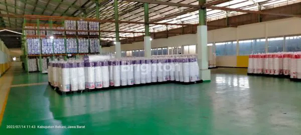 image LAHAN LUAS DENGAN BANGUNAN GUDANG YANG KOKOH , 7 MENIT KE PINTU TOLL, LOKASI JALAN UTAMA DI TAMBUN, BEKASI TIMUR. (7)