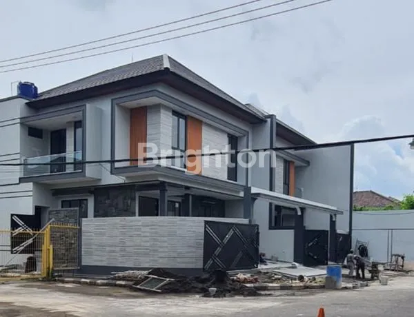 image HUNIAN MODERN 2 LANTAI DI SUTOREJO PRIMA, SHM & IMB (1)