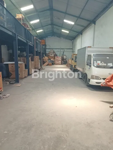 image GUDANG SIAP PAKAI MARGOMULYO PERMAI DEKAT TOL, KALIANAK, TANDES, OSOWILANGUN (2)