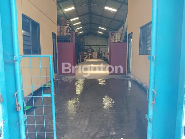 image GUDANG SIAP PAKAI MARGOMULYO PERMAI DEKAT TOL, KALIANAK, TANDES, OSOWILANGUN (6)