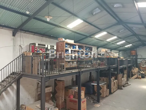 image GUDANG SIAP PAKAI MARGOMULYO PERMAI DEKAT TOL, KALIANAK, TANDES, OSOWILANGUN (8)