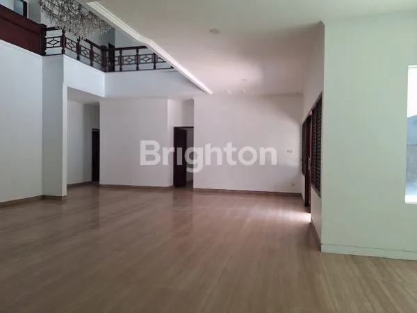 image RUMAH LUAS SIAP HUNI 2 LANTAI, NOL JALAN, RAYA SATELIT UTARA, TANJUNGSARI, SUKOMANUNGGAL, SURABAYA BARAT, JAWA TIMUR (7)