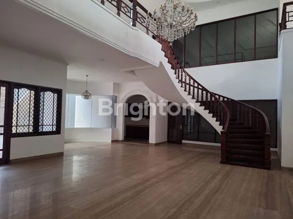 image RUMAH LUAS SIAP HUNI 2 LANTAI, NOL JALAN, RAYA SATELIT UTARA, TANJUNGSARI, SUKOMANUNGGAL, SURABAYA BARAT, JAWA TIMUR (4)