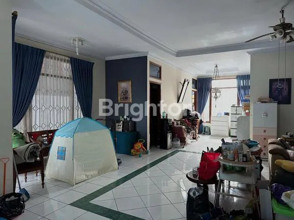 image RUMAH MEWAH 2 LANTAI LT 260M² DI CIBUBUR SIAP HUNI (7)