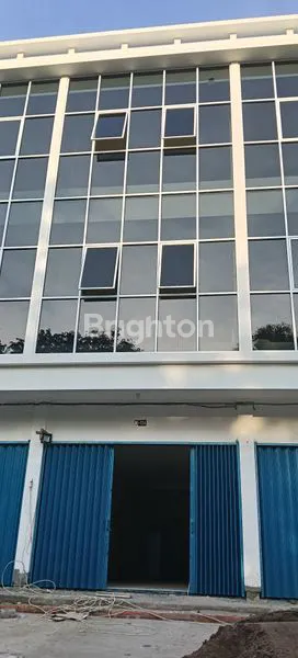 image SEWA RUKO 3 LANTAI BARU DI GRENVILLE, LUAS 324M² (1)