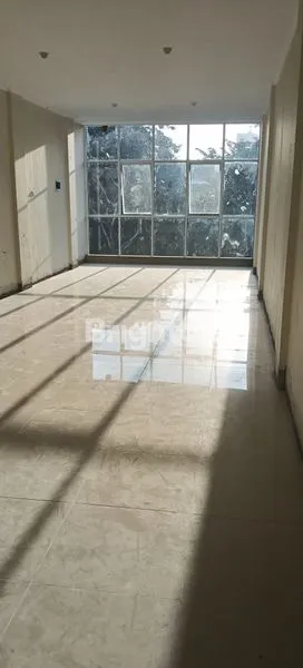 image SEWA RUKO 3 LANTAI BARU DI GRENVILLE, LUAS 324M² (4)