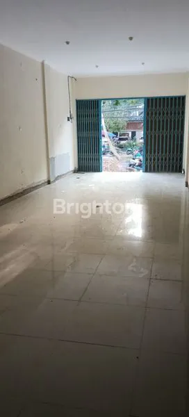 image SEWA RUKO 3 LANTAI BARU DI GRENVILLE, LUAS 324M² (3)