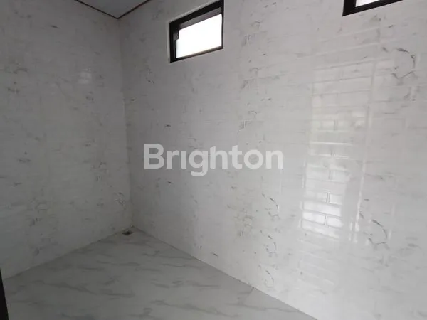 image TOKO SIAP PAKAI - LB. 60 M2 KAWASAN VILLA DAN TIDAK JAUH DARI ICON BALI - PURA TANAH LOT (4)