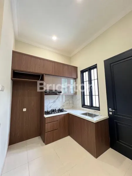 image HUNIAN MODERN 2 LANTAI DI JL SUNAN DEMAK (7)