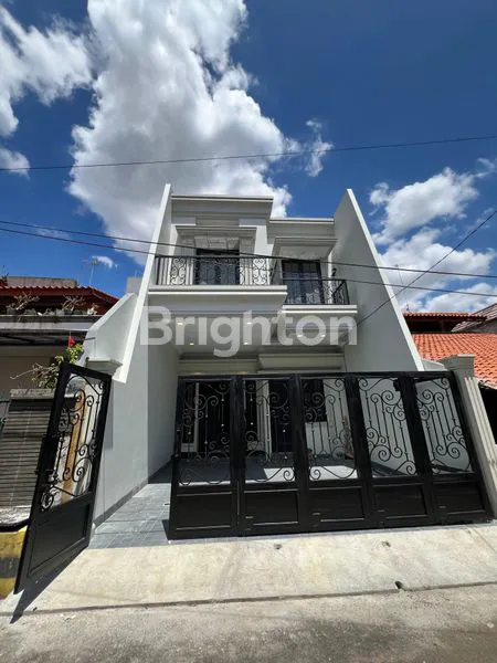 image HUNIAN MODERN 2 LANTAI DI JL SUNAN DEMAK (1)