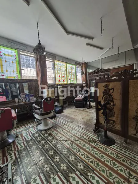 image HUNIAN BISNIS 3 LANTAI, LT 233M² DI JAKARTA BARAT 7.800.000.000  (1)