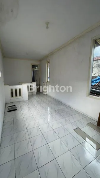 image RUMAH.2 LANTAI MURAH PUSAT KOTA BATU (3)