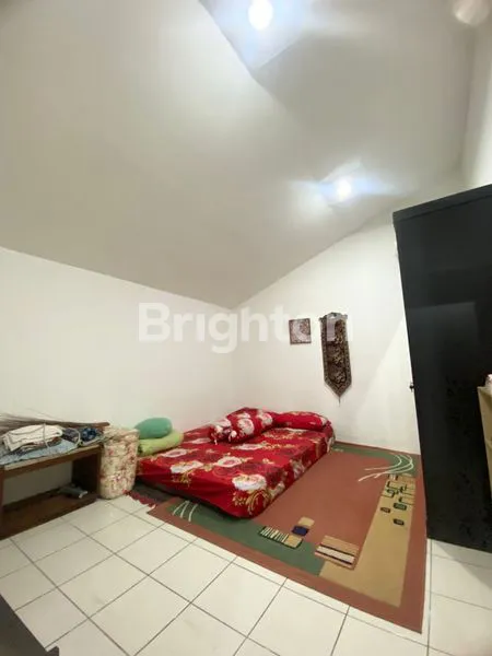 image RUMAH 2 LANTAI SIAP HUNI DENGAN LINGKUNGAN TENANG DI SAYAP TURANGGA BANDUNG. COCOK SEBAGAI RUMAH TINGGAL ATAUPUN RUMAH KOST. (5)